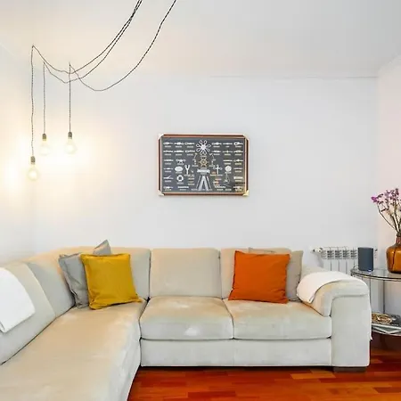 Ocean Front 2bed Luxury W/ Elevator Parking Wi-fi Matosinhos (Porto)