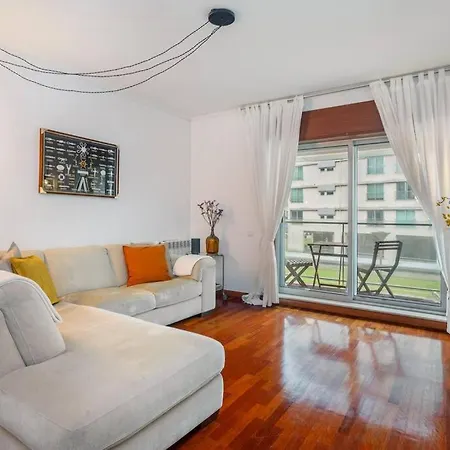 Ocean Front 2bed Luxury W/ Elevator Parking Wi-fi * Matosinhos (Porto)