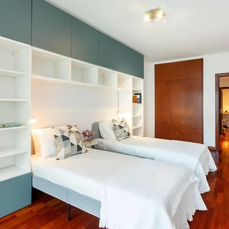 Ocean Front 2bed Luxury W/ Elevator Parking Wi-fi Apartamento