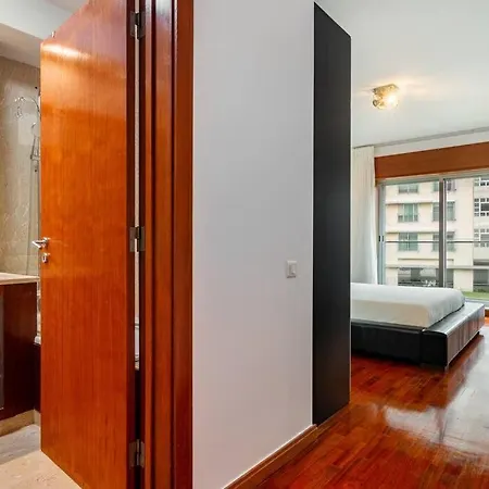 Apartamento Ocean Front 2bed Luxury W/ Elevator Parking Wi-fi Matosinhos (Porto)