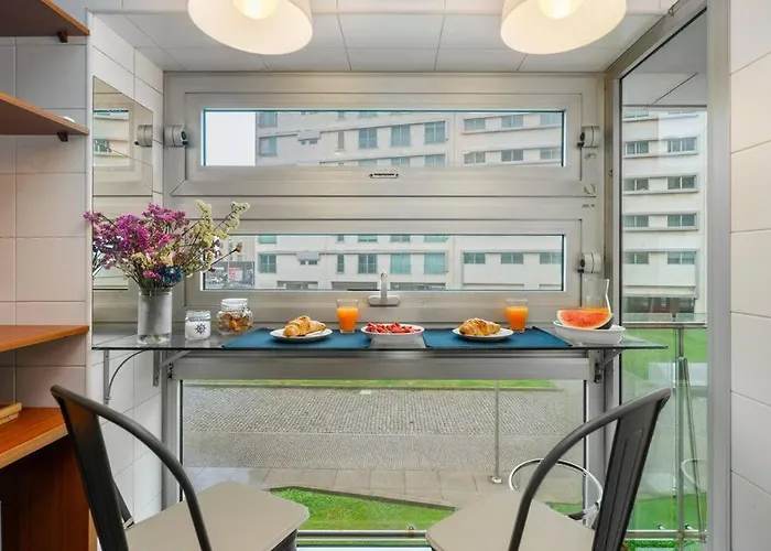 Ocean Front 2bed Luxury W/ Elevator Parking Wi-fi * Matosinhos (Porto)