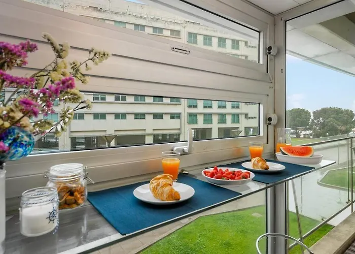 Ocean Front 2bed Luxury W/ Elevator Parking Wi-fi Apartament Matosinhos (Porto)