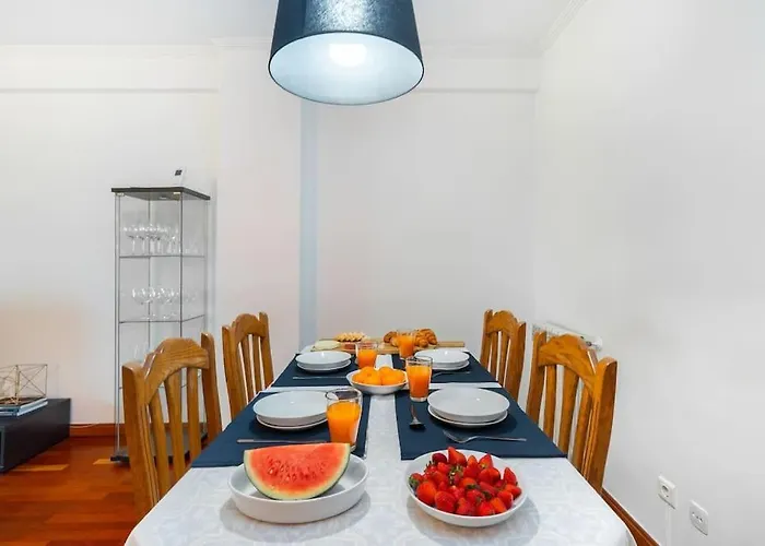 Ocean Front 2bed Luxury W/ Elevator Parking Wi-fi Apartament *