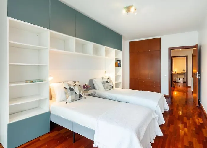 Ocean Front 2bed Luxury W/ Elevator Parking Wi-fi Apartament